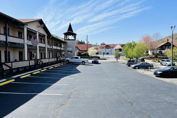 Alpine Valley Inn