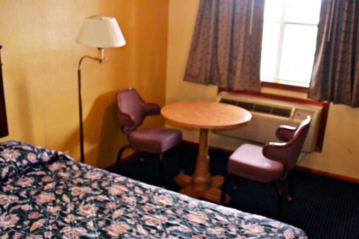 Room 40 of 47