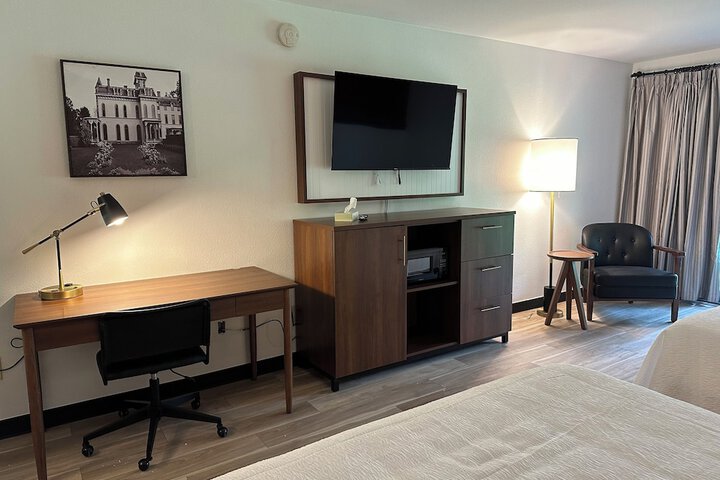 Hotel Vervana Trademark Collection by Wyndham