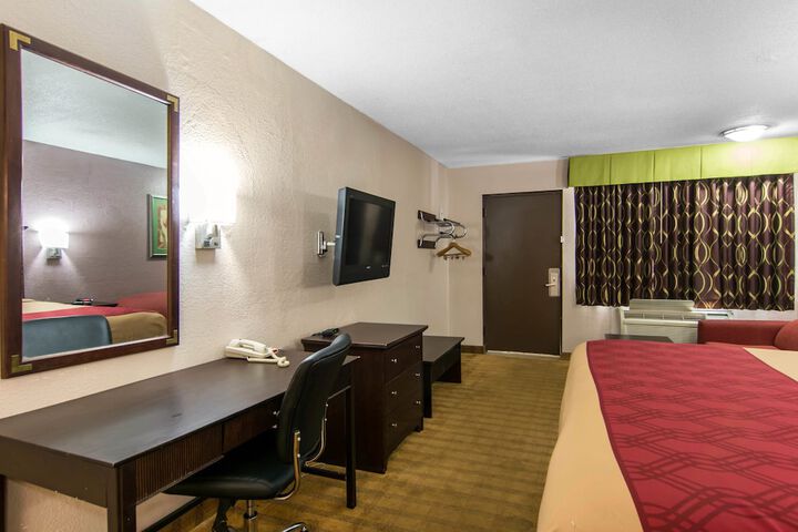 Park Inn by Radisson Weldon - Roanoke Rapids