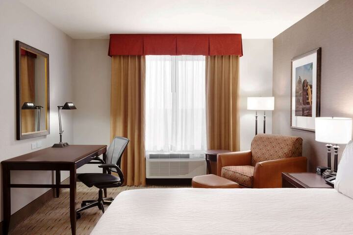 Room 13 of 34