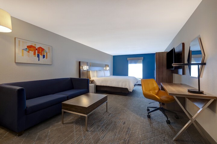 Room 42 of 63