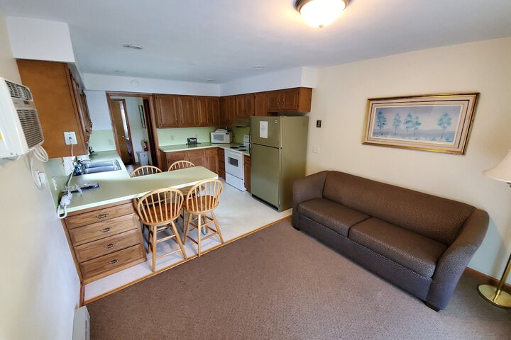 Room 25 of 63