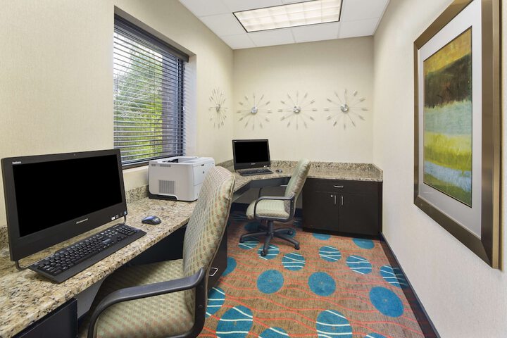 Business Center 29 of 30