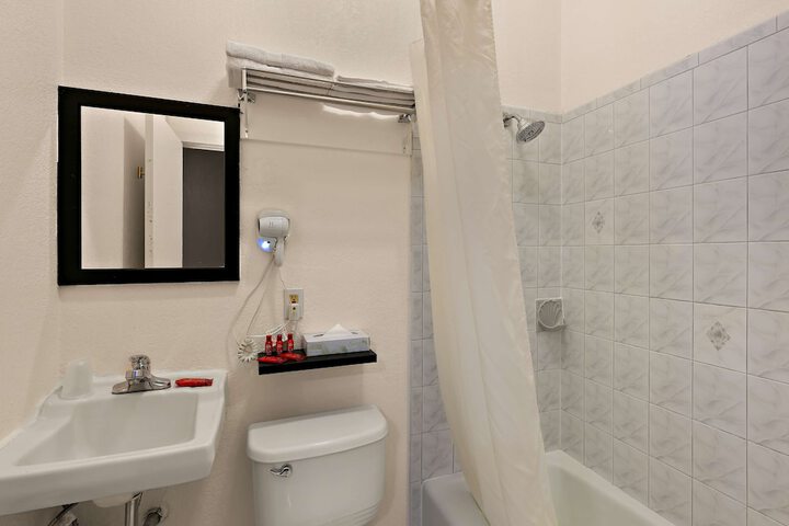 Room 29 of 45