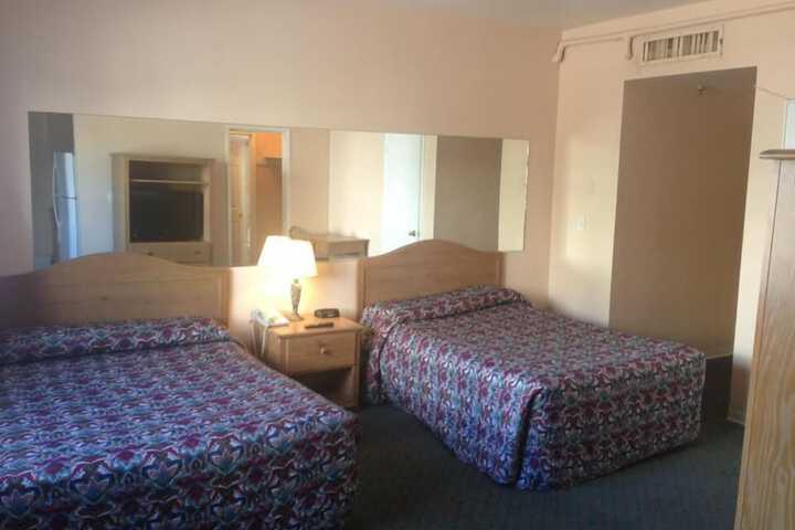 Room 18 of 34