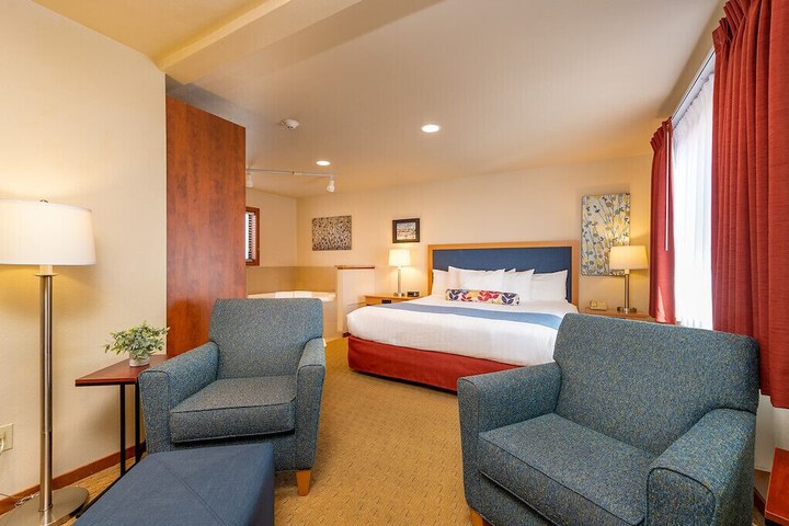 Room 146 of 183