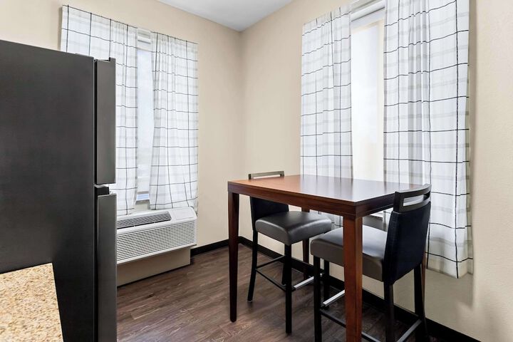 Room 13 of 54