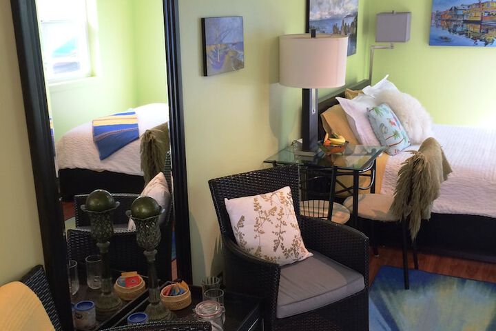 Room 46 of 78