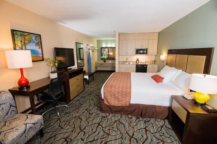 Room 17 of 29