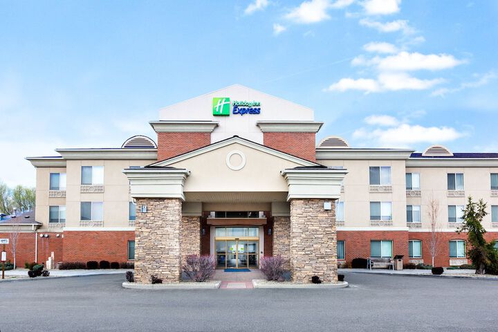 Hotel 6 of 52