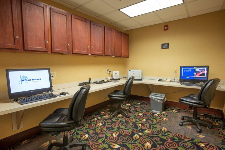 Business Center 47 of 47