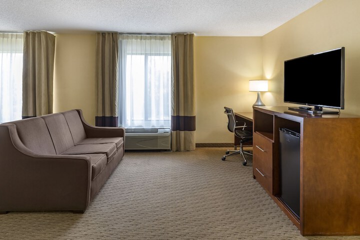 Room 35 of 45