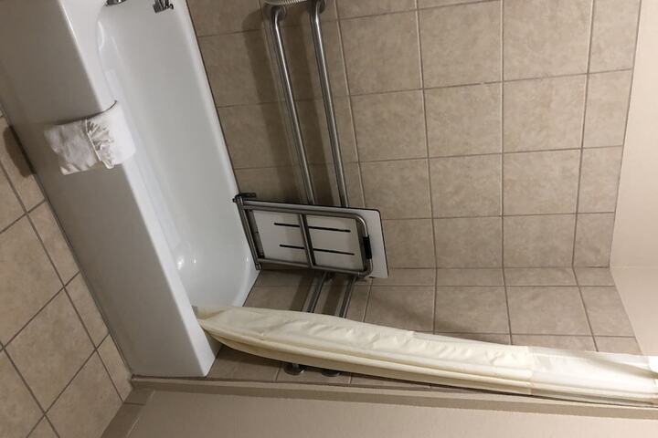 Room 5 of 23