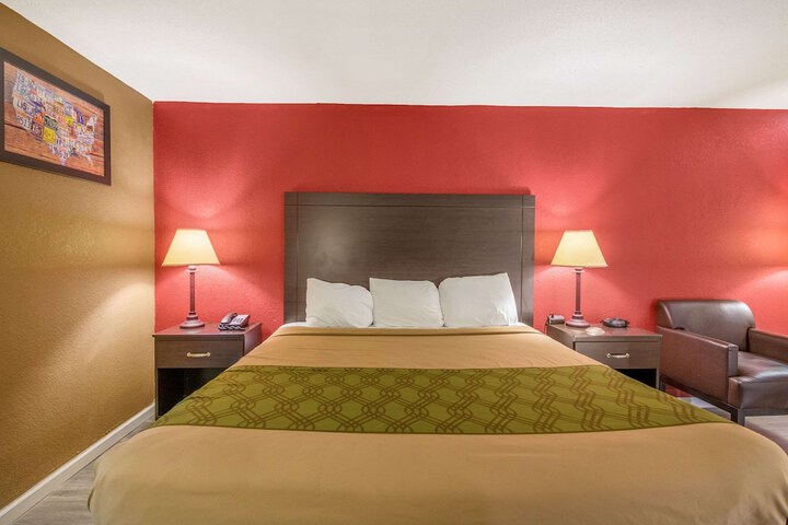 Room 54 of 69