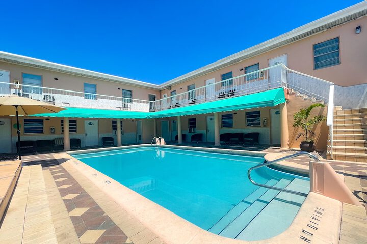 Pool 3 of 24