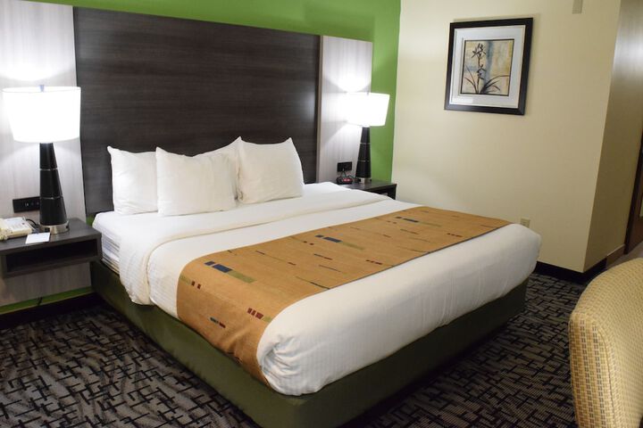 Room 15 of 23