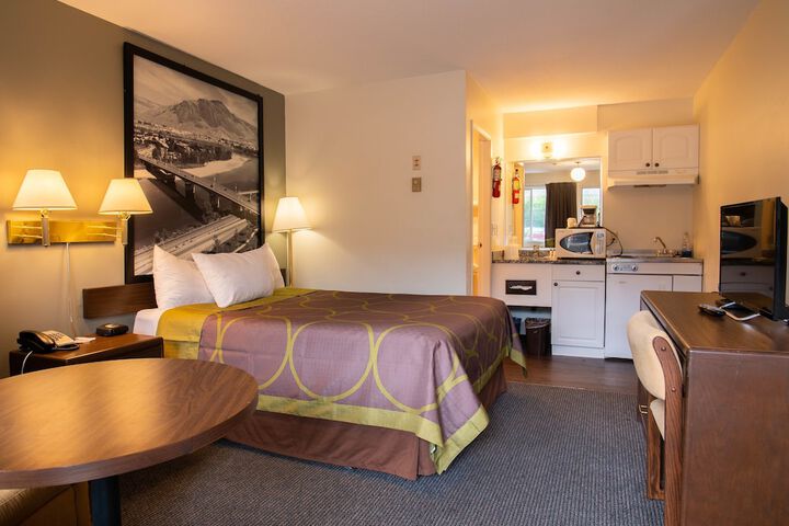 Room 15 of 31