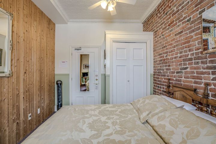Room 13 of 50