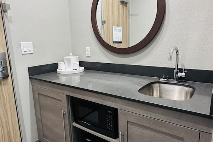 Hampton Inn & Suites Weatherford