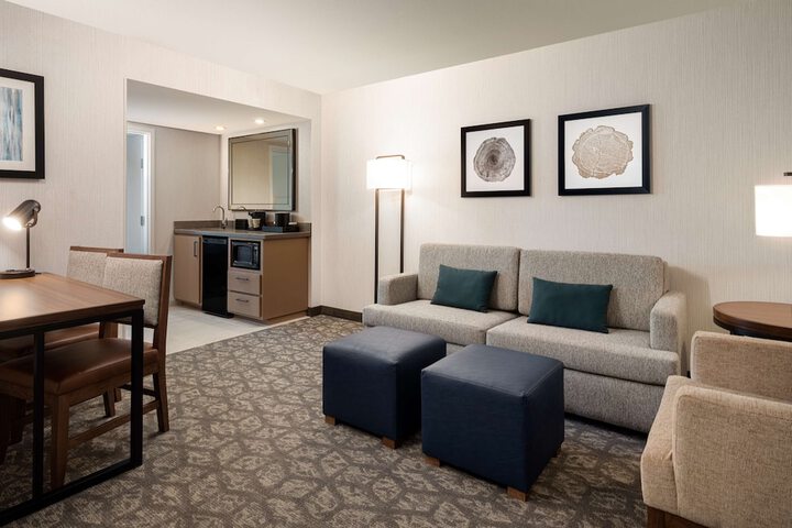 Room 22 of 51