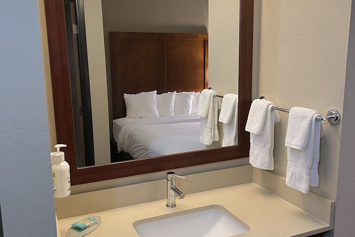 Room 18 of 29