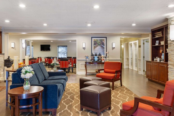 Hotel Interior 13 of 34