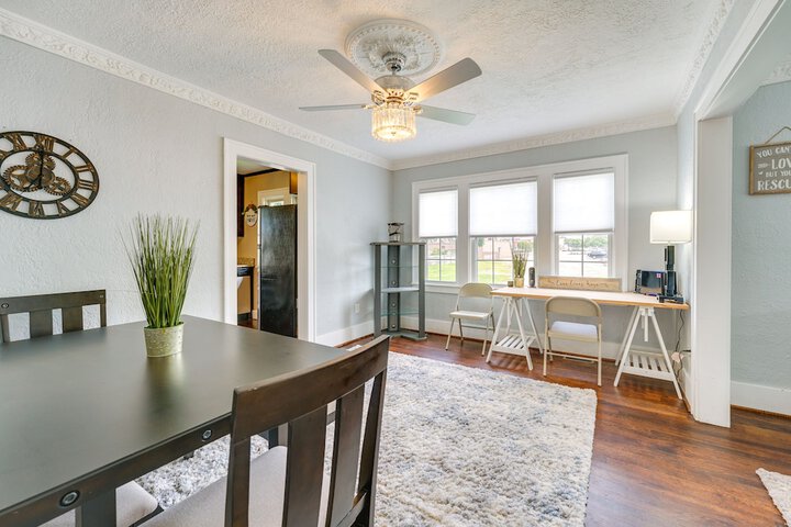 Pet-friendly Home w / Yard Near Downtown Royal Oak