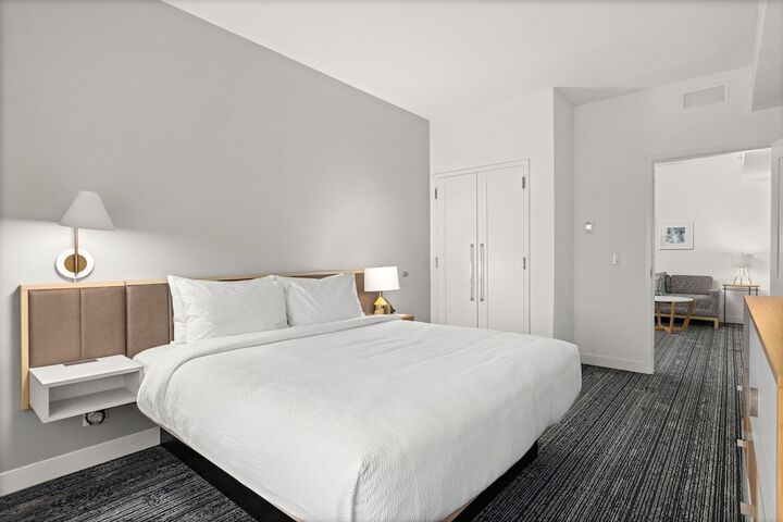 Room 34 of 78
