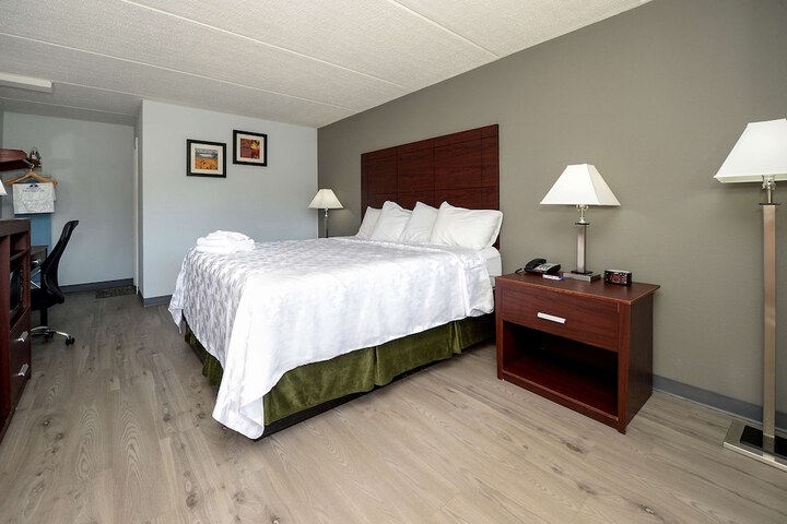 Room 20 of 38
