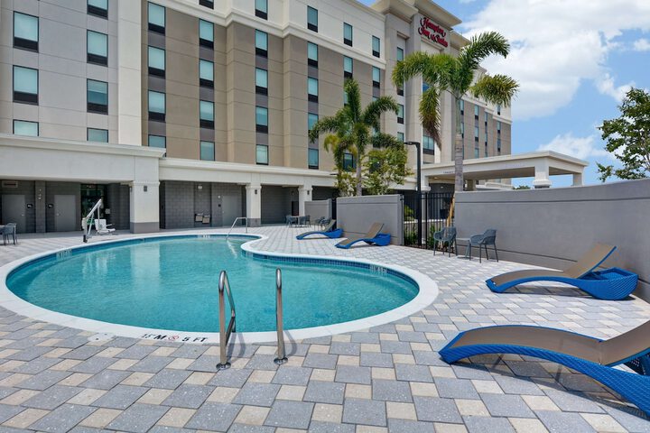 Pool 10 of 49