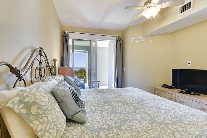 Room 114 of 308