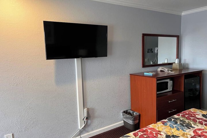 Room 37 of 56