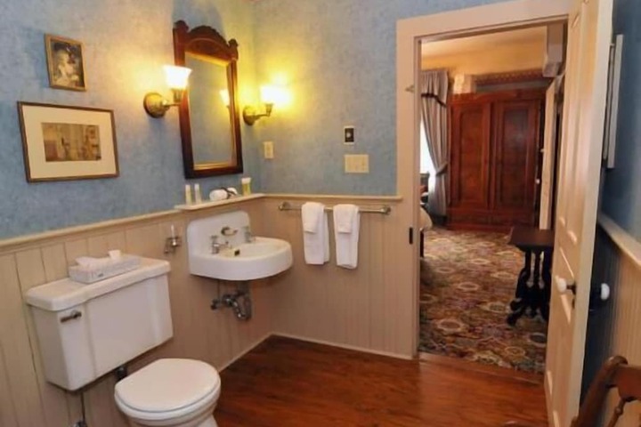 Atlantic Hotel
