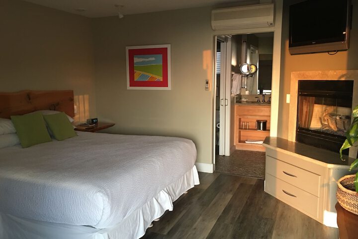 Cambria Shores Inn