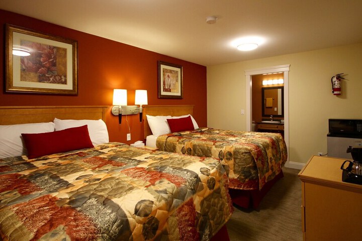 Room 17 of 38