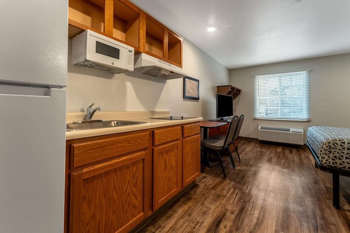 Room 15 of 19