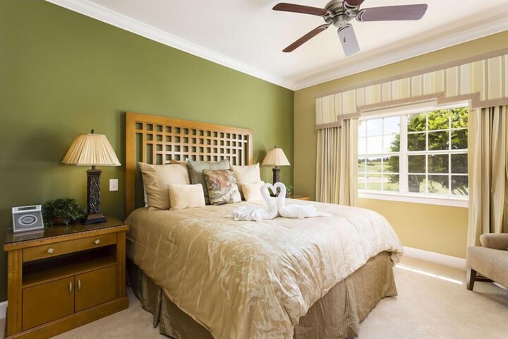Room 17 of 30