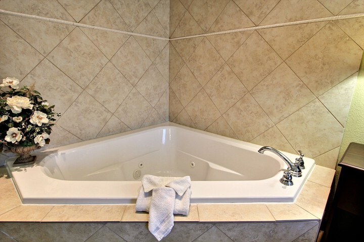 Magnolia Inn & Suites Savannah Airport