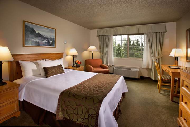 Room 32 of 71