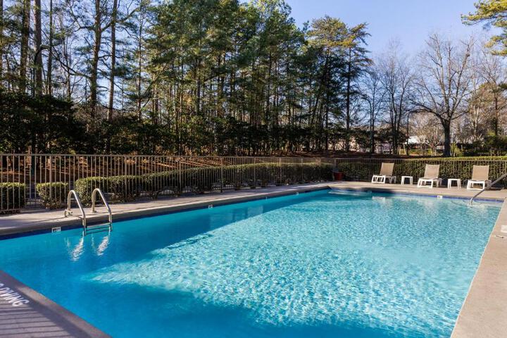 Hotel Cornelius Lake Norman
