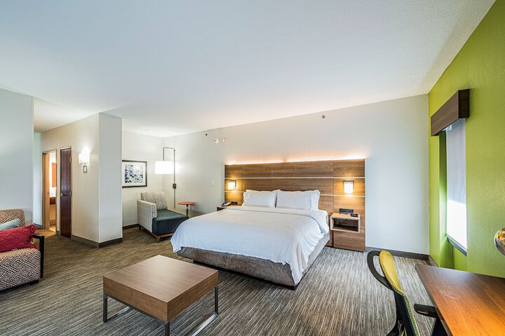 Holiday Inn Express & Suites Franklin KY by IHG