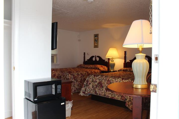 Room 18 of 38