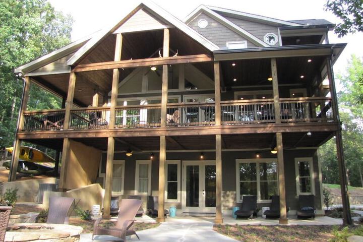 Hotel 7 of 79