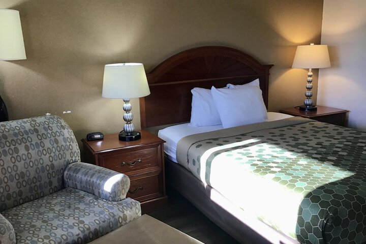 Room 19 of 27