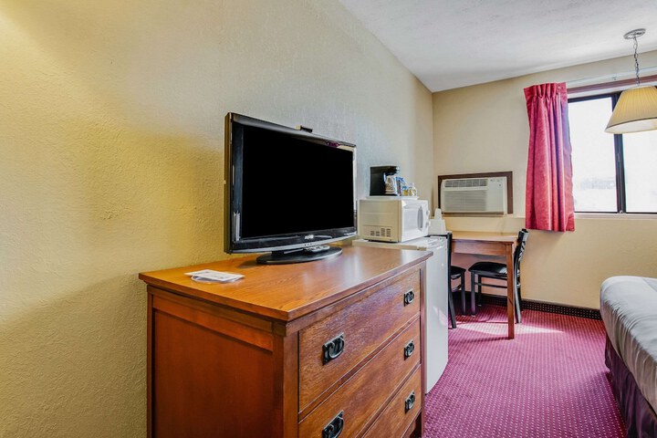 Room 56 of 74