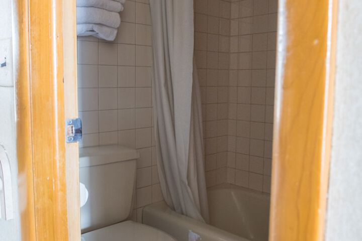 Room 18 of 26