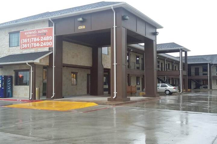 Lux Inn and Suites