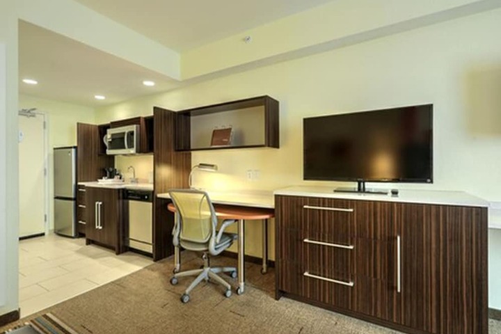 Home2 Suites by Hilton Erie PA