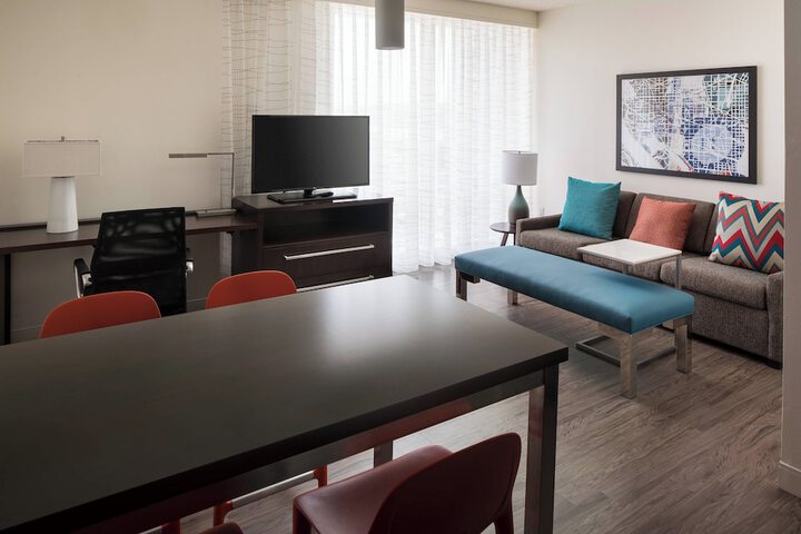 Room 25 of 44